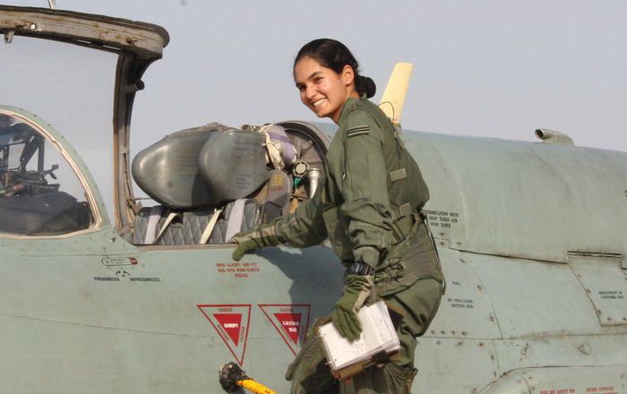 Avani Chaturvedi (Pilot) Age, Wiki, Bio 