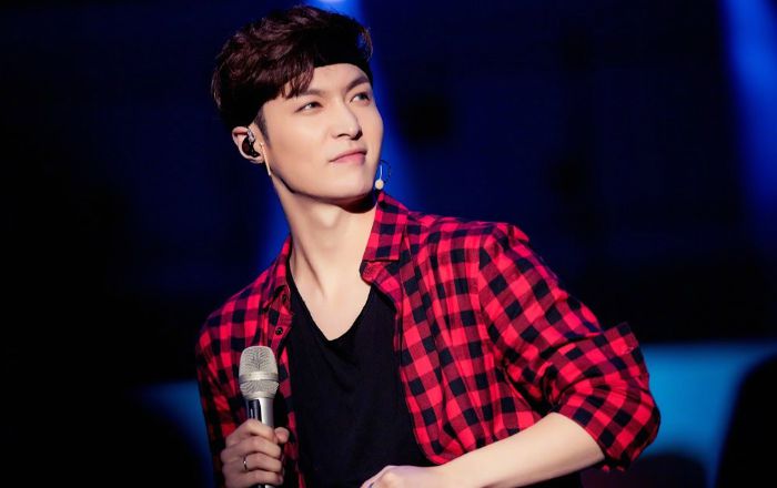 exo lay zhang yixing the golden eyes